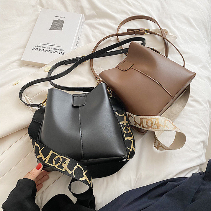 Vegan Leather Bucket Purse Wide Strap Crossbody Bag For Women