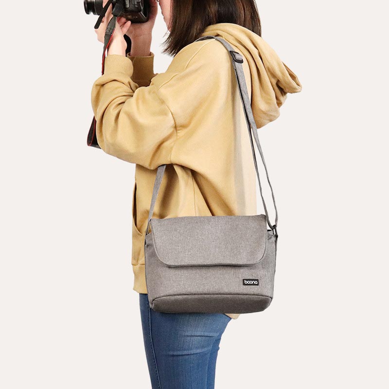 Lightweight Portable Camera Shoulder Bag Unisex Causal Crossbody Bag