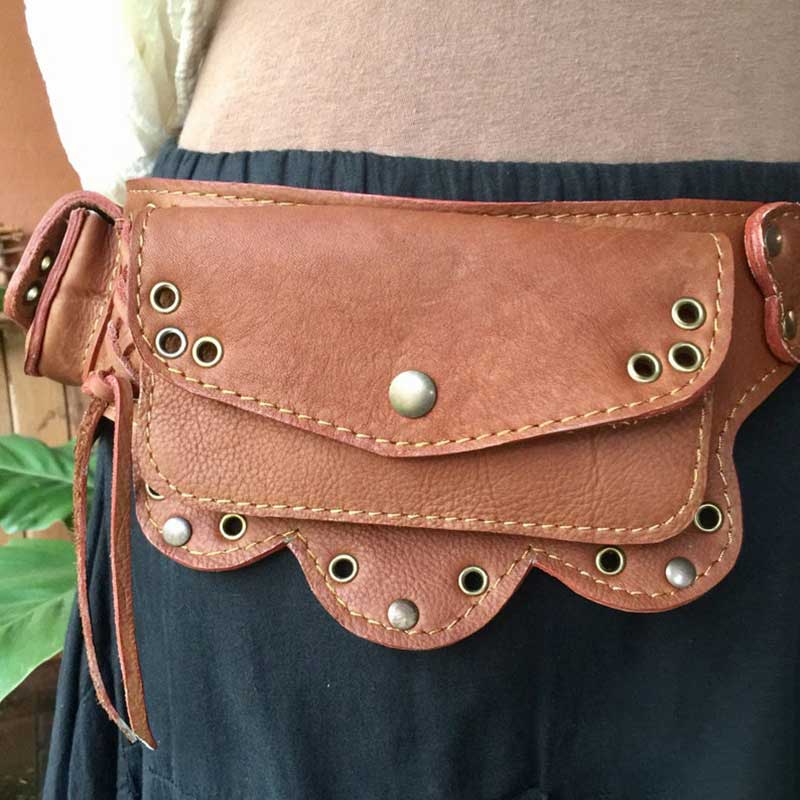 <Shipped within 24 hours> Rivet Medieval Belt Bag Belt Strap Lotus Waist Bag