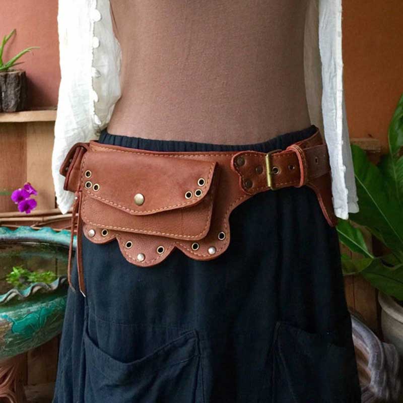 <Shipped within 24 hours> Rivet Medieval Belt Bag Belt Strap Lotus Waist Bag