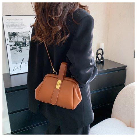 Buckle Phone Bag For Women Elegant Leather Handbag Crossbody Bag