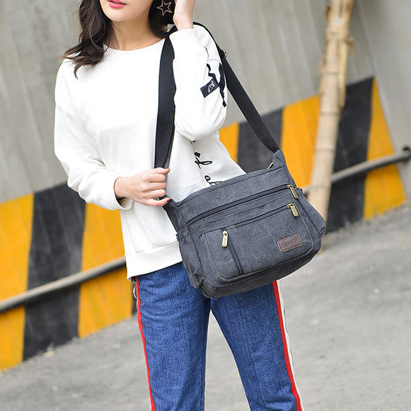 Large Capacity Wear-Resistant Multifunctional Crossbody Bag