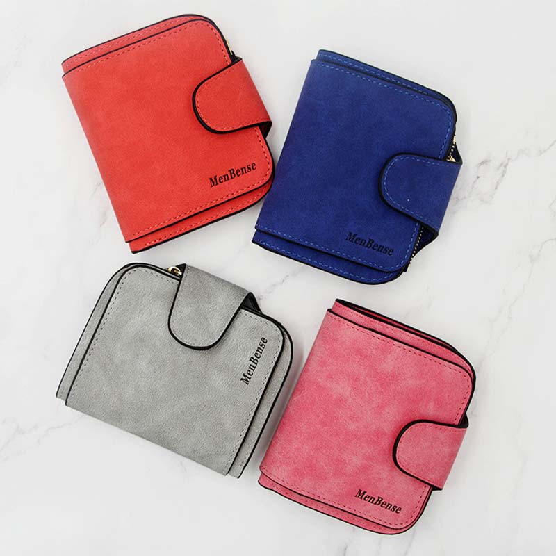 Small Wallet for Women Multi-Slot Zipper Pocket Bifold Wallet with ID Window